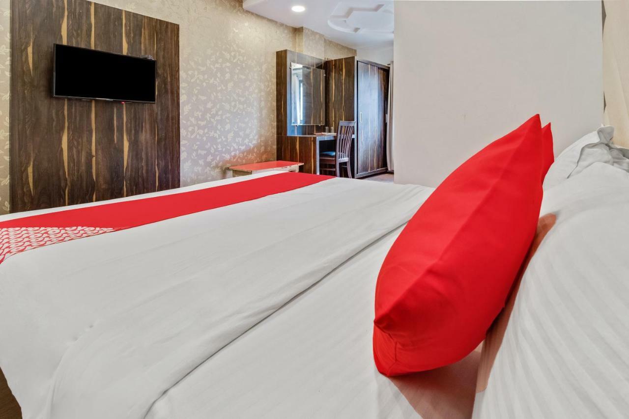 แคปิตัล โอ 47777 โฮเต็ล ลักษมีนารายณ์ Hotel ออรังกาบัด ภายนอก รูปภาพ